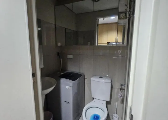 Abz Staycation Shell Residences *