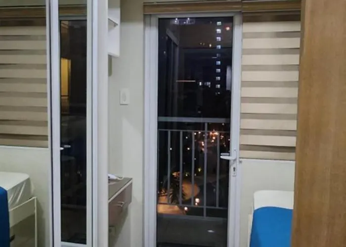 Abz Staycation Shell Residences *