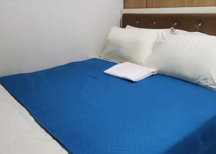 Abz Staycation Shell Residences *